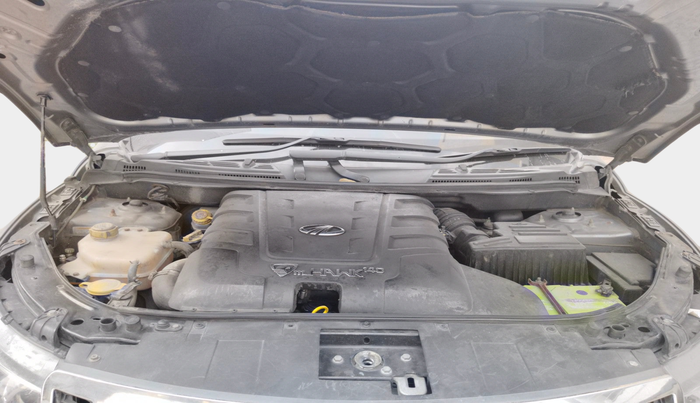 2014 Mahindra XUV500 W6, Diesel, Manual, 76,396 km, exterior