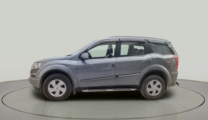 2014 Mahindra XUV500 W6, Diesel, Manual, 76,396 km, exterior