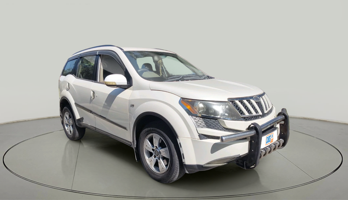 2012 Mahindra XUV500 W8, Diesel, Manual, 1,90,886 km, exterior