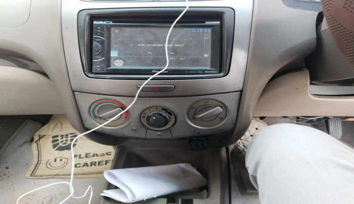 2013 Chevrolet Sail UVA 1.2 BASE, Petrol, Manual, 1,74,031 km, interior