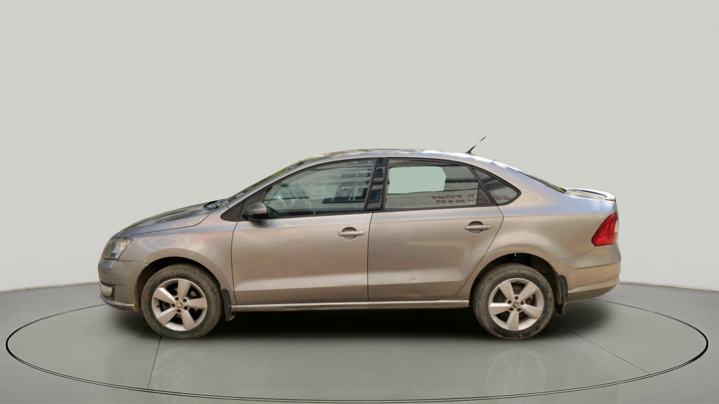 2016 Skoda Rapid AMBITION 1.5 TDI, Diesel, Manual, 1,31,816 km, exterior