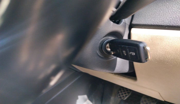 2016 Skoda Rapid AMBITION 1.5 TDI, Diesel, Manual, 1,31,816 km, interior