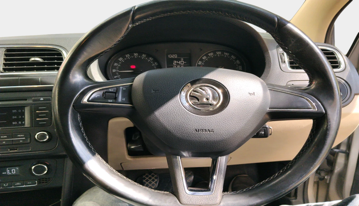 2016 Skoda Rapid AMBITION 1.5 TDI, Diesel, Manual, 1,31,816 km, interior