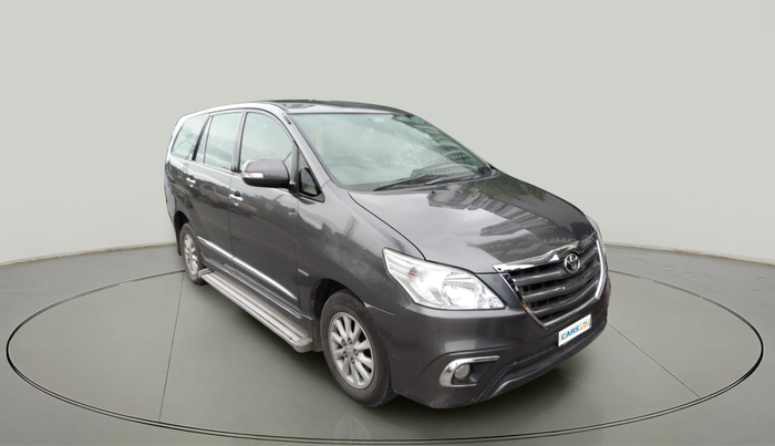 2014 Toyota Innova 2.5 VX 7 STR, Diesel, Manual, 1,57,147 km, exterior