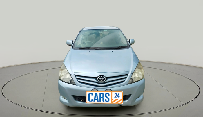 2010 Toyota Innova 2.5 G4 8 STR, Diesel, Manual, 2,76,932 km, exterior