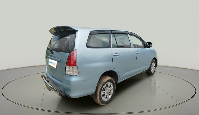 2010 Toyota Innova 2.5 G4 8 STR, Diesel, Manual, 2,76,932 km, exterior