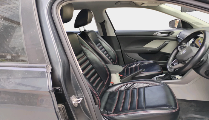 2021 Volkswagen TAIGUN HIGHLINE 1.0 TSI AT, Petrol, Automatic, 29,642 km, interior