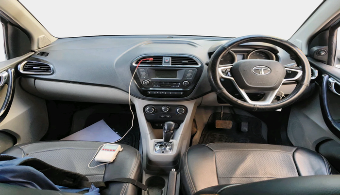 2017 Tata Tiago XZA PETROL, Petrol, Automatic, 51,321 km, interior