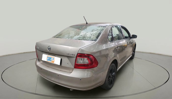 2014 Skoda Rapid 1.5 TDI CR ELEGANCE, Diesel, Manual, 1,32,070 km, exterior