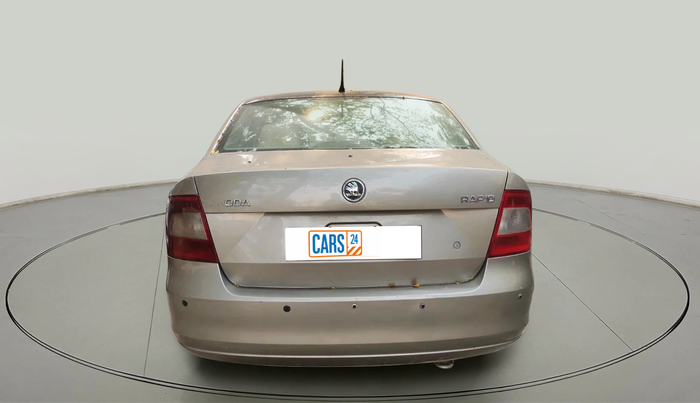 2014 Skoda Rapid 1.5 TDI CR ELEGANCE, Diesel, Manual, 1,32,070 km, exterior