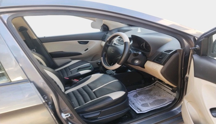 2018 Hyundai Eon MAGNA +, Petrol, Manual, 27,340 km, interior