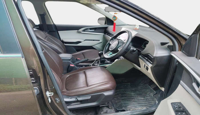 2022 KIA CARENS PRESTIGE PLUS 1.4 PETROL 7 STR, Petrol, Manual, 66,080 km, interior