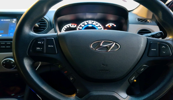 2017 Hyundai Grand i10 SPORTZ (O) AT 1.2 KAPPA VTVT, Petrol, Automatic, 74,177 km, interior