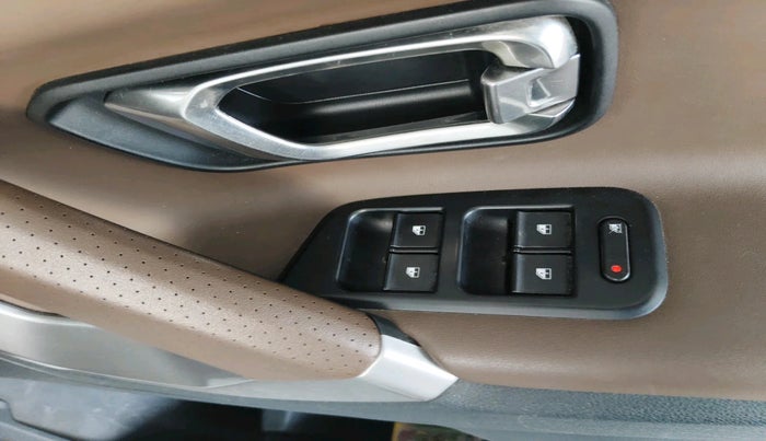 2021 Tata Harrier XZA PLUS 2.0L DUAL TONE, Diesel, Automatic, 72,264 km, interior