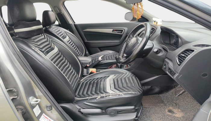 2017 Maruti Vitara Brezza ZDI PLUS, Diesel, Manual, 1,24,491 km, interior