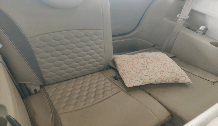 2016 Maruti Ertiga ZDI SHVS, Diesel, Manual, 1,96,237 km, interior