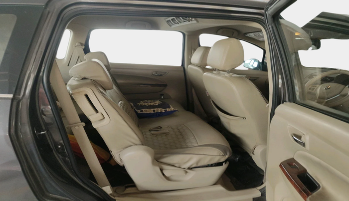 2016 Maruti Ertiga ZDI SHVS, Diesel, Manual, 1,96,237 km, interior
