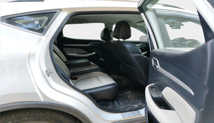 2022 MG ASTOR SMART EX 1.5 MT, Petrol, Manual, 60,273 km, interior