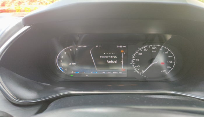 2022 Tata Safari XZ PLUS, Diesel, Manual, 39,120 km, interior