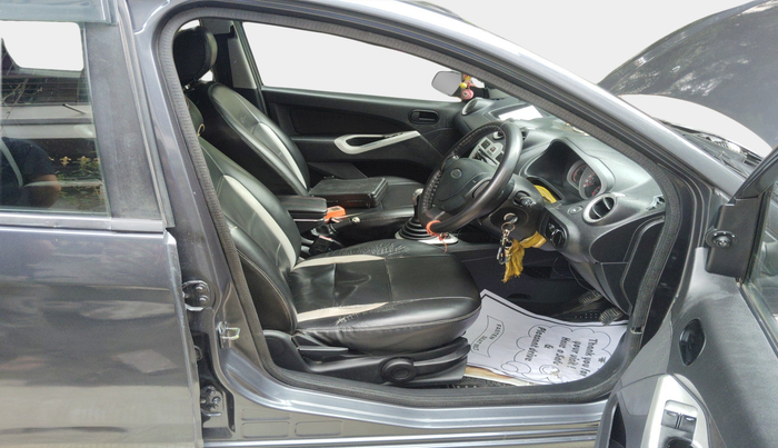 2010 Ford Figo EXI 1.2 PETROL, Petrol, Manual, 1,54,536 km, interior