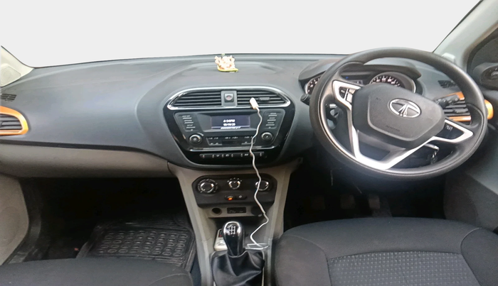 2016 Tata Tiago XZ PETROL, Petrol, Manual, 29,698 km, interior