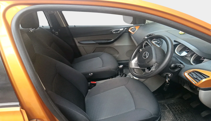 2016 Tata Tiago XZ PETROL, Petrol, Manual, 29,698 km, interior