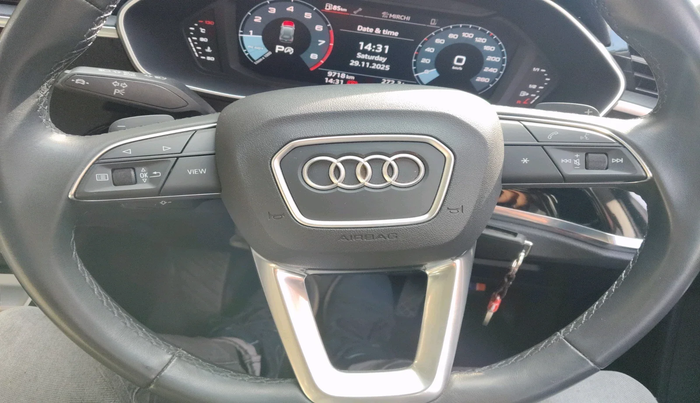 2023 Audi Q3 PREMIUM PLUS 40 TFSI, Petrol, Automatic, 9,718 km, interior