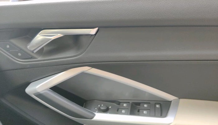 2023 Audi Q3 PREMIUM PLUS 40 TFSI, Petrol, Automatic, 9,718 km, interior