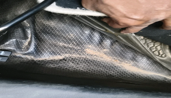 2013 Maruti Swift VDI, Diesel, Manual, 1,57,347 km, interior