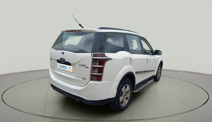 2015 Mahindra XUV500 W8, Diesel, Manual, 1,03,001 km, exterior