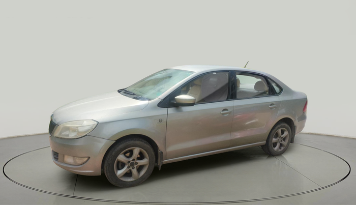 2013 Skoda Rapid ELEGANCE 1.6 TDI CR MT, Diesel, Manual, 2,12,521 km, exterior