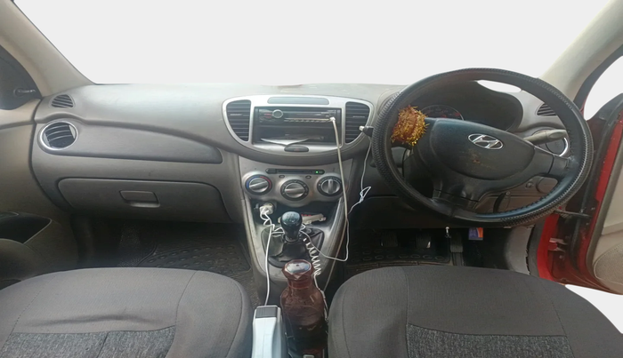 2012 Hyundai i10 MAGNA 1.1 LPG, Petrol, Manual, 1,39,028 km, interior