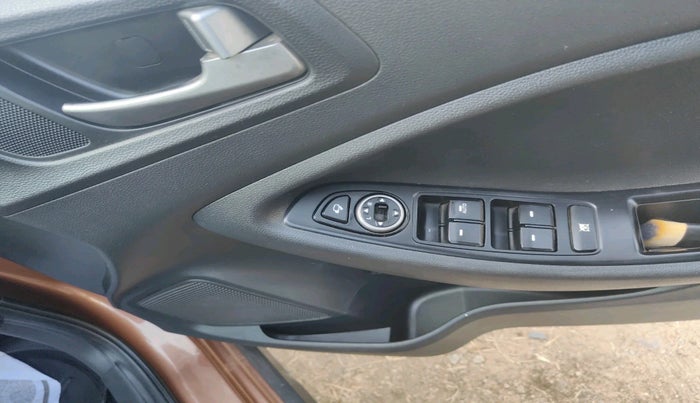 2017 Hyundai i20 Active 1.2 SX, Petrol, Manual, 65,992 km, interior