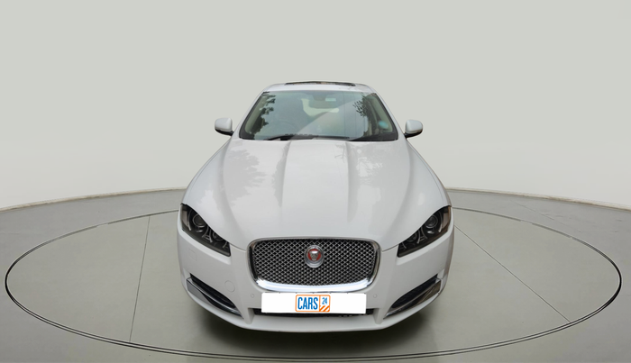 2014 Jaguar XF 2.2 DIESEL LUXURY, Diesel, Automatic, 1,19,929 km, exterior