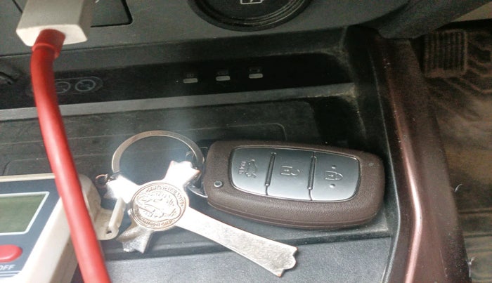 2020 Hyundai AURA SX 1.2 (O), Petrol, Manual, 59,899 km, interior