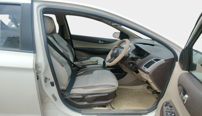 2011 Hyundai i20 ASTA 1.4 CRDI, Diesel, Manual, 1,56,851 km, interior