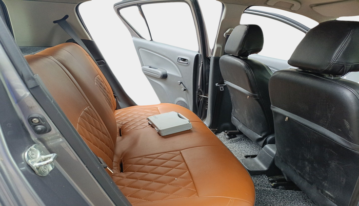 2011 Maruti Ritz LXI, Petrol, Manual, 89,917 km, interior