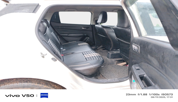 2021 Maruti Swift VXI, Petrol, Manual, 50,449 km, interior