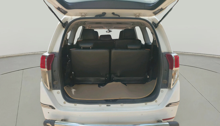 2021 Toyota Innova Crysta 2.4 GX 8 STR, Diesel, Manual, 1,19,833 km, exterior