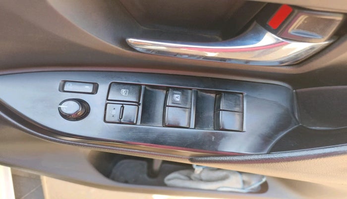 2021 Toyota Innova Crysta 2.4 GX 8 STR, Diesel, Manual, 1,19,833 km, interior