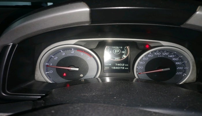 2018 ISUZU MU-X 4x4 A/T, Diesel, Automatic, 1,84,073 km, interior