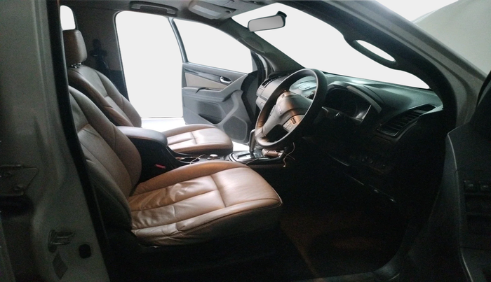 2018 ISUZU MU-X 4x4 A/T, Diesel, Automatic, 1,84,073 km, interior