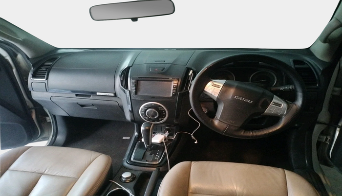 2018 ISUZU MU-X 4x4 A/T, Diesel, Automatic, 1,84,073 km, interior