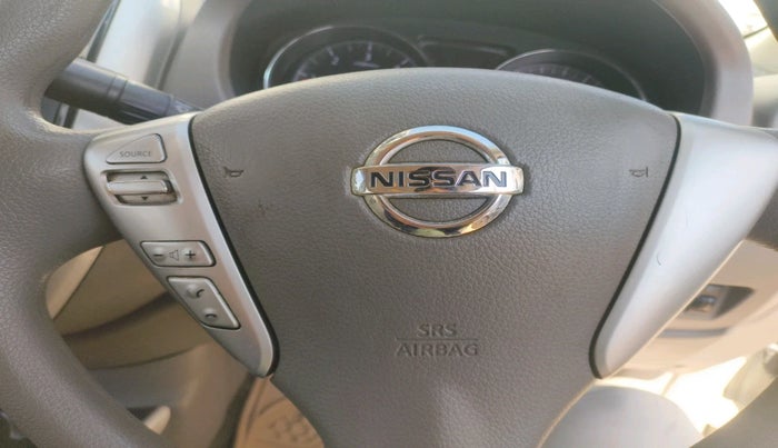 2016 Nissan Sunny XV DIESEL, Diesel, Manual, 1,50,901 km, interior