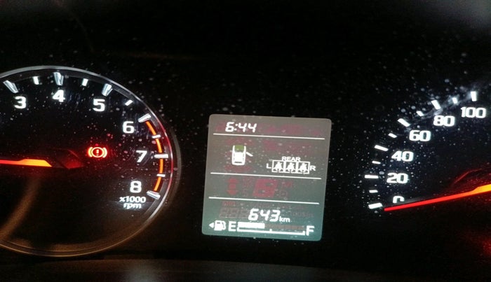 2025 Maruti Swift VXi, Petrol, Manual, 643 km, interior