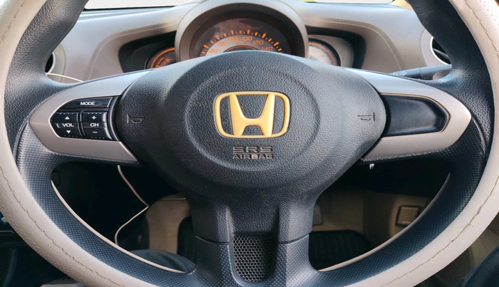 2012 Honda Brio V MT, Petrol, Manual, 95,208 km, interior