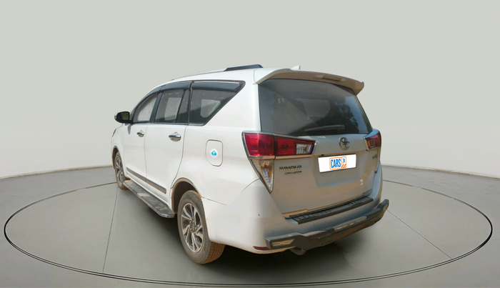 2022 Toyota Innova Crysta 2.7 VX 7 STR, Petrol, Manual, 58,400 km, exterior