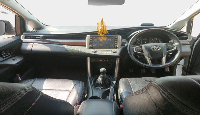 2022 Toyota Innova Crysta 2.7 VX 7 STR, Petrol, Manual, 58,400 km, interior