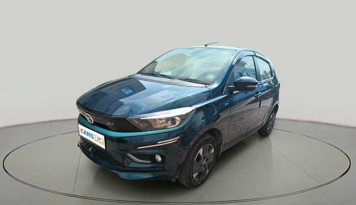 2024 Tata TIAGO EV XZ PLUS TECH LUX LONG RANGE, Electric, Automatic, 18,804 km, exterior