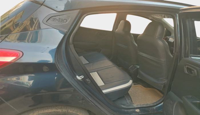 2022 Hyundai GRAND I10 NIOS MAGNA CORPORATE EDITION 1.2 KAPPA VTVT, Petrol, Manual, 26,676 km, interior